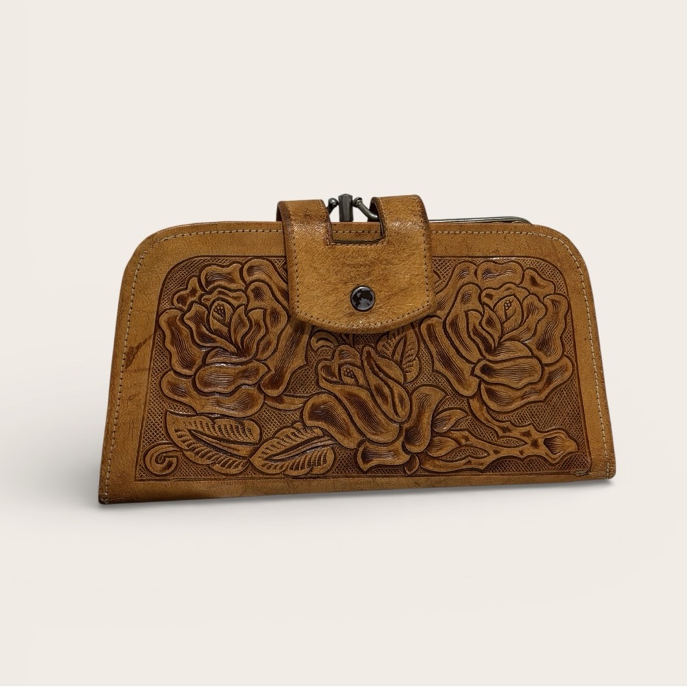 Vintage 70’s Mexican Chiseled Leather Wallet